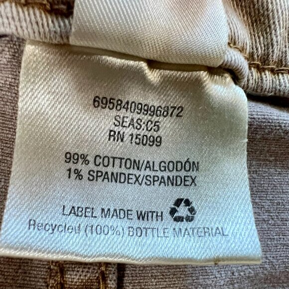 Slimming Canyon River Blues Cargo Jeans - Picture 7 of 7